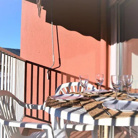 Apartment Le Lavandou, 1 Piece, 4 Personnes - Fr-1-251-315 *
