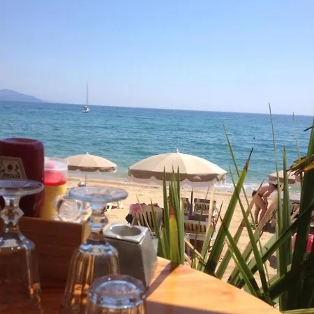 Le Lavandou, 1 Piece, 4 Personnes - Fr-1-251-315 * Le Lavandou